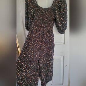 Madewell All Over Floral Print Jump Suit Loose Leggs, Smocked Top, Size 4